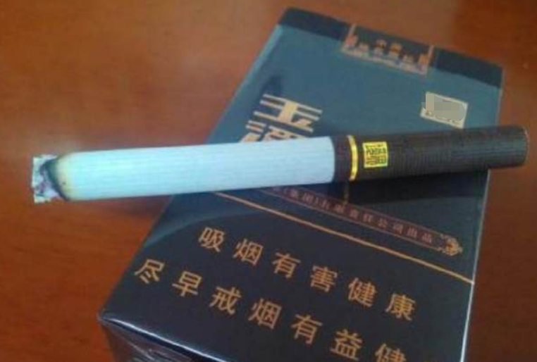 免税香烟_香烟免税店哪里有_香烟免税和不免税有什么区别